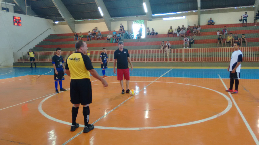 A bola começa a rolar no Campeonato de Futsal 2017