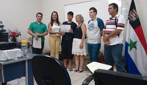 Centro Educacional “Pedro Cetroni” realiza entrega de certificados