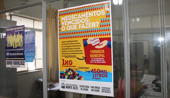 Farmácia Municipal e Vigilância em Saúde realizam campanha de conscientização sobre descarte de medicamentos