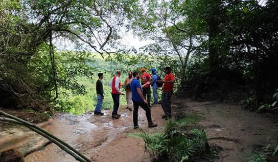 COMDEMA visita cachoeira após denúncia de crime ambiental