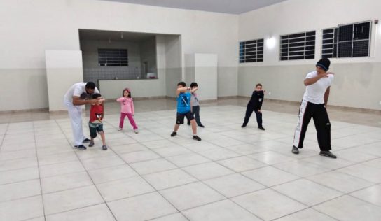População do Distrito de Aparecida ganha projeto de capoeira