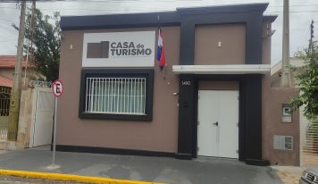 Casa do Turismo é entregue com homenagem a Florindo Fonseca